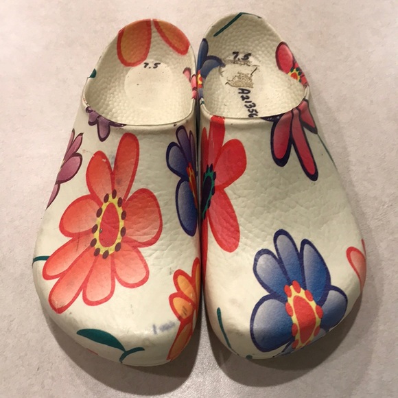 birkenstock flower clogs